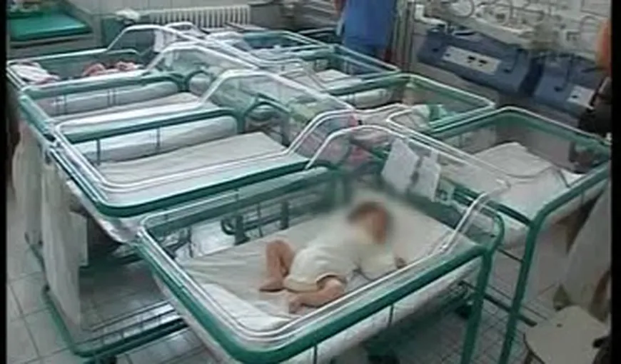 Sute de bebeluşi din Prahova au fost externaţi nevaccinaţi împotriva hepatitei B