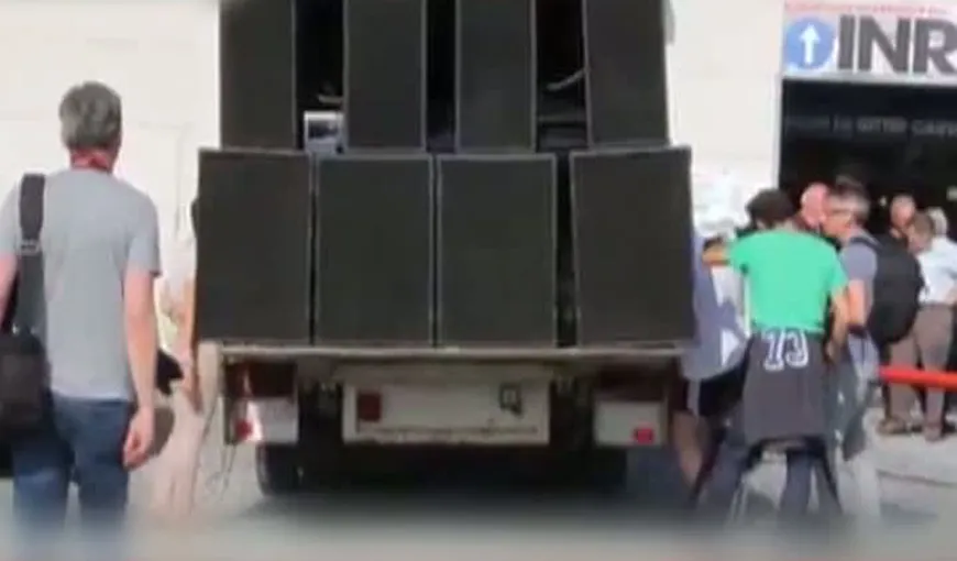 Locuitorii unui orăşel belgian au încercat să alunge ţiganii cu ajutorul muzicii VIDEO