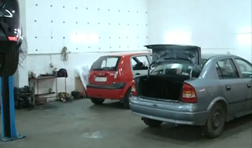 Pericol pentru milioane de români, autorităţile sunt în alertă. Aveţi grijă unde vă reparaţi maşina!