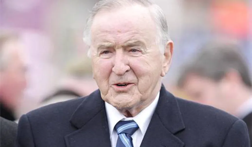 A încetat din viaţă fostul premier irlandez Albert Reynolds