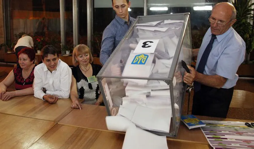 Alegeri ANTICIPATE în Ucraina: Scrutinul PARLAMENTAR, în data de 19 sau 26 octombrie