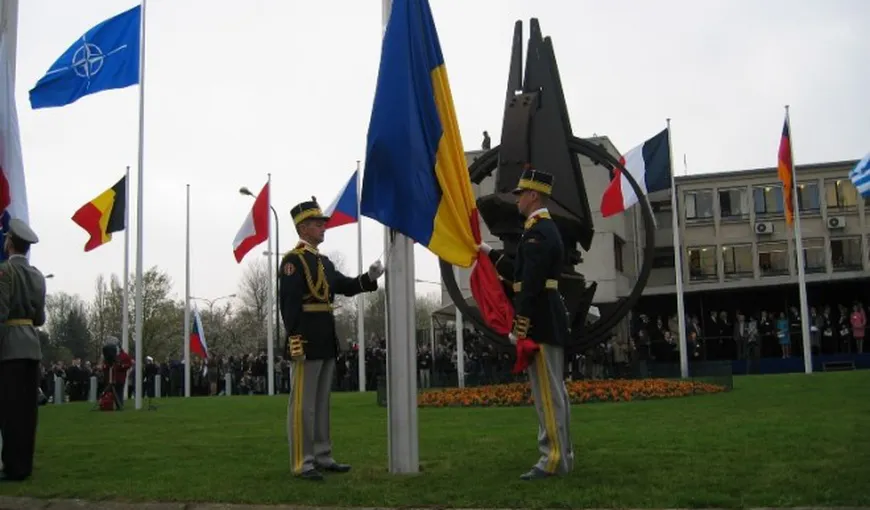 NATO vrea să înfiinţeze o BAZĂ MILITARĂ în România