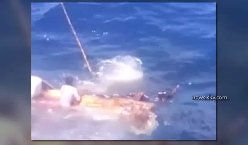 Înregistrare şocantă: Oameni împuşcaţi de mai mulţi pescari, în larg VIDEO