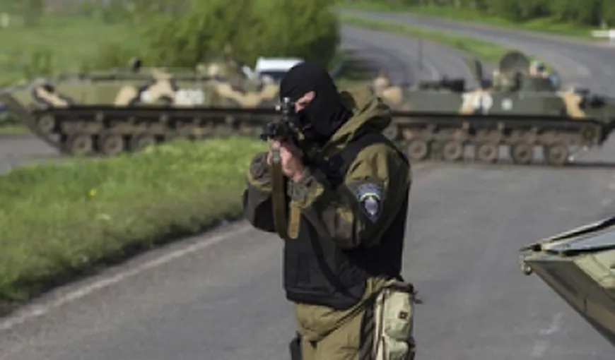 ARMATA Ucrainei dă ATACUL în DONEŢK: Lupte INTENSE între trupele de securitate şi INSURGENŢI