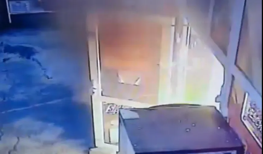 Un bărbat fără adăpost a incendiat un magazin din Timişoara VIDEO