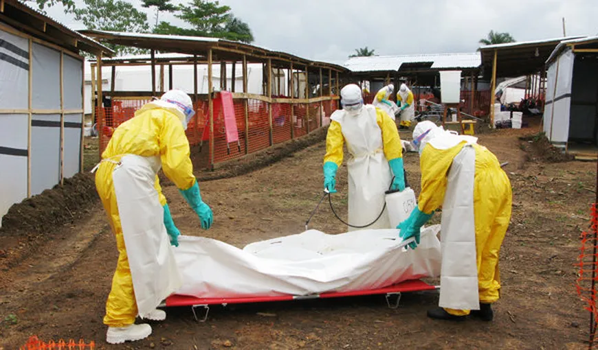 OMS: Ebola a făcut 120 de MORŢI în rândul personalului medical
