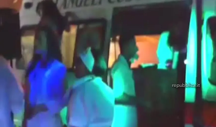 Petrecere în AMBULANŢĂ. Asistentele au dansat îmbrăcate sumar, iar doctorii au preparat băutura VIDEO