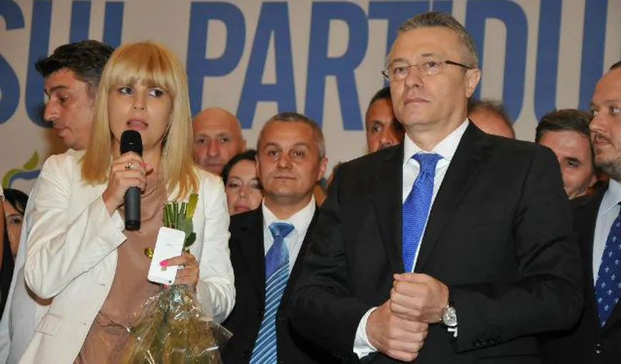 Lăzăroiu: Demisia lui Diaconescu şi candidatura lui Udrea la Cotroceni, o situaţie delicată pentru Băsescu