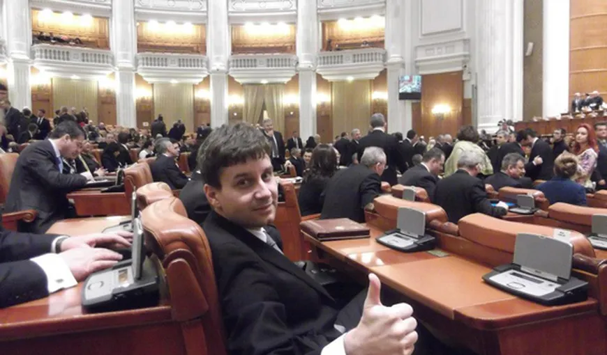 PROTEST în Parlamentul României. Un deputat a intrat în GREVA FOAMEI VIDEO