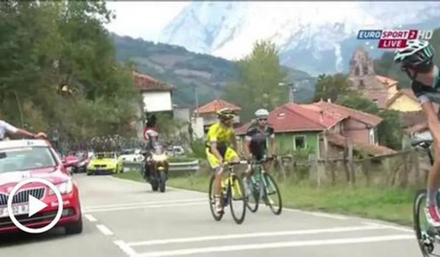 Bătaie între ciclişti în La Vuelta. Şi-au împărţit pumni de pe biciclete VIDEO