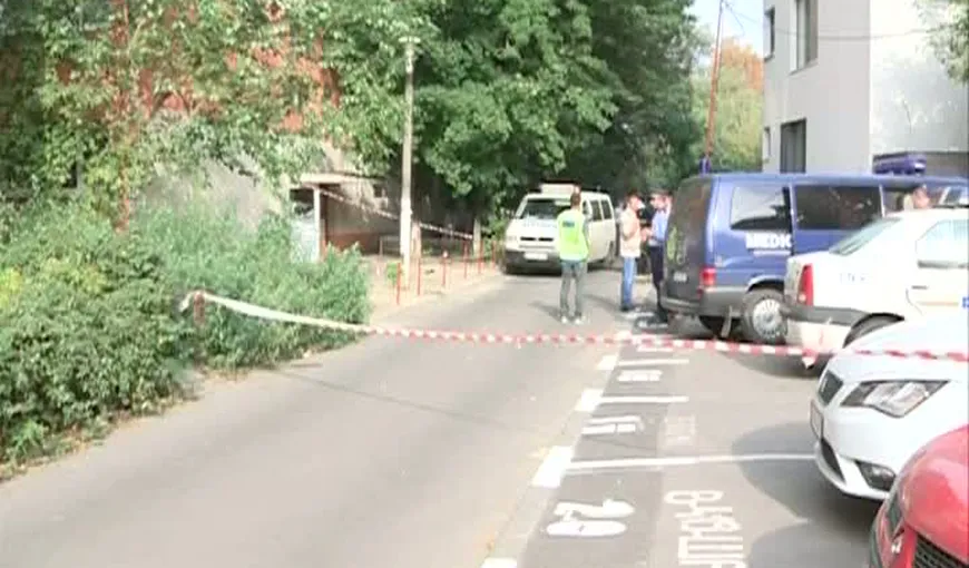TERIFIANT: Femeia, găsită moartă pe stradă în Bucureşti, a fost UCISĂ