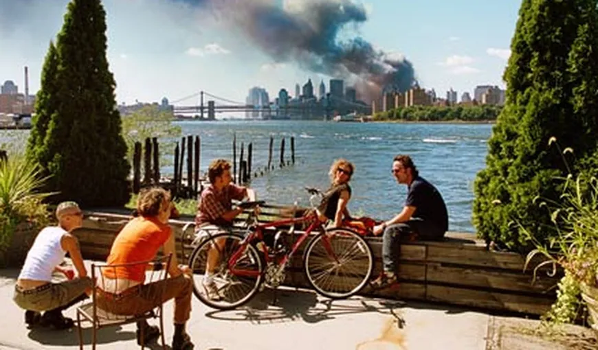 11 Septembrie 2001: Cea mai ŞOCANTĂ şi controversată FOTOGRAFIE îşi dezvăluie misterul
