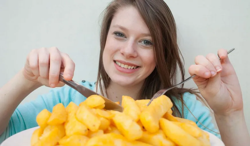 Uluitor! Cum arată tânăra care a mâncat NUMAI cartofi prăjiţi timp de 15 ani VIDEO
