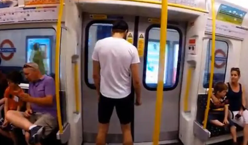 Incredibil: Un britanic s-a luat la întrecere cu metroul VIDEO