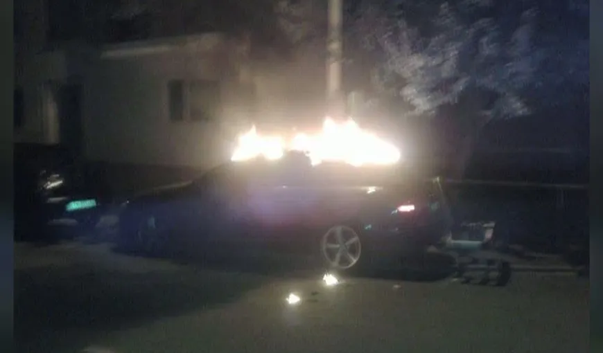 Maşină de lux, incendiată la Lugoj