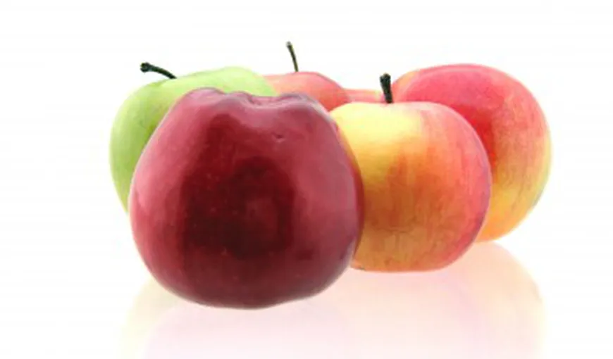 Mărul – motive pentru care nu trebuie să lipsească din alimentaţia ta