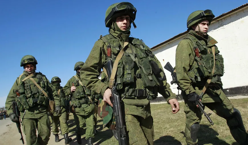 NATO: Sute de MILITARI RUŞI şi FORŢE SPECIALE se află în UCRAINA