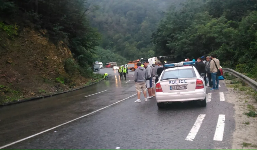 ACCIDENTUL DIN BULGARIA. MAI: Firma de transport, şoferii şi autocarul, fără probleme la avize şi atestate