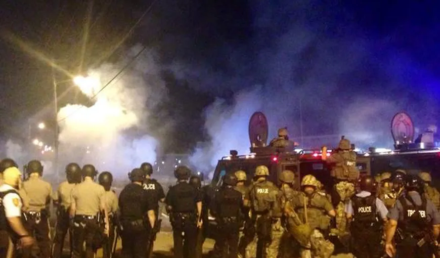 Justiţia americană deschide o anchetă asupra poliţiei din Ferguson