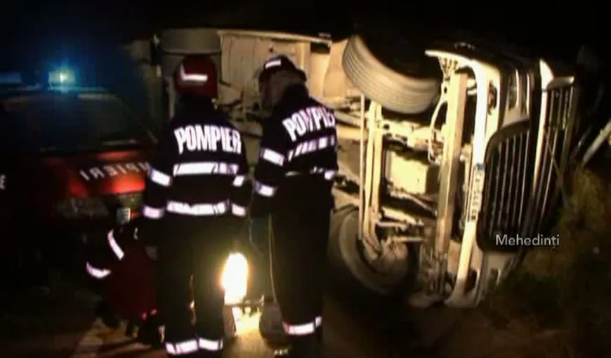 Accidente grave în Arad şi Mehedinţi. Cinci persoane au fost rănite VIDEO