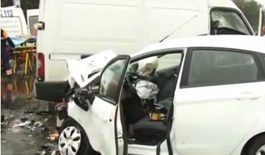 Accident rutier MORTAL pe DN1. O femeie şi-a pierdut viaţa şi alte două sunt grav rănite VIDEO