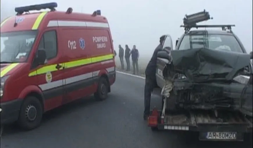 Accident grav pe drumul dintre Arad şi Oradea: Un şofer inconştient a băgat în spital trei oameni