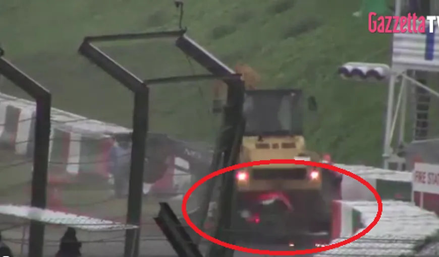 Te trec FIORII. Accidentul CUMPLIT al pilotului Jules Bianchi, filmat de un spectator VIDEO
