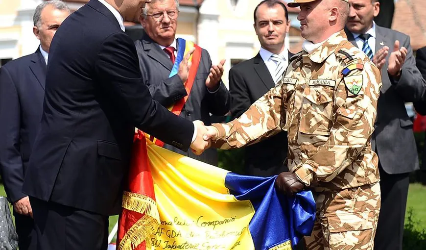 Victor Ponta: Militarii români, un simbol absolut al curajului și demnităţii naionale