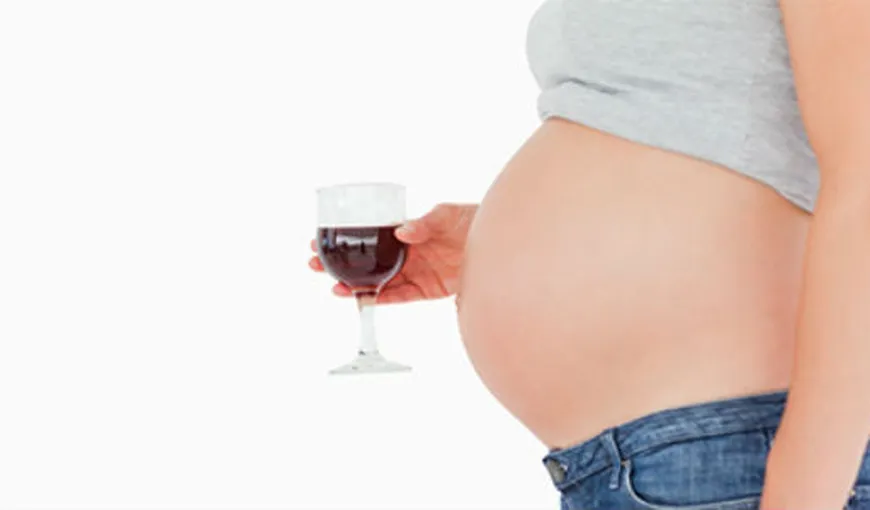 De ce să NU consumi alcool în timpul sarcinii