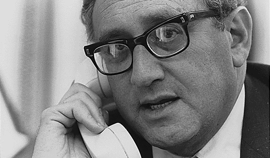E OFICIAL: Henri Kissinger a vrut să INVADEZE militar CUBA în 1976: Să-l zdrobim pe Fidel Castro