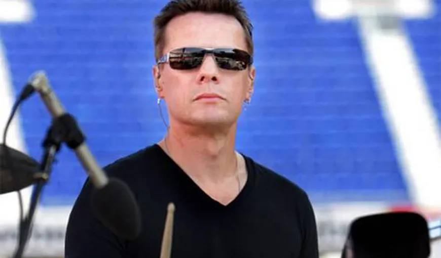 Bateristul trupei U2 a fost ţepuit în România. Vedeta a pierdut 4,5 milioane de euro