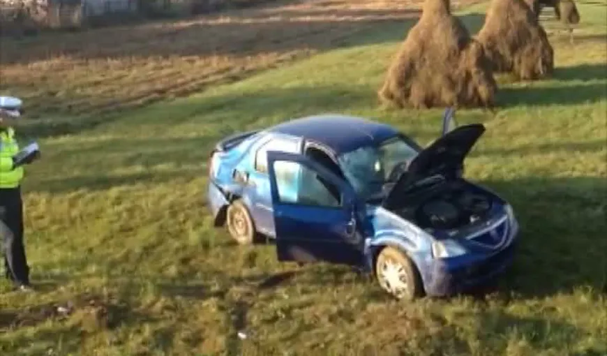 Fată de 20 de ani, SPULBERATĂ de un autoturism. A fost aruncată zeci de metri pe câmp VIDEO