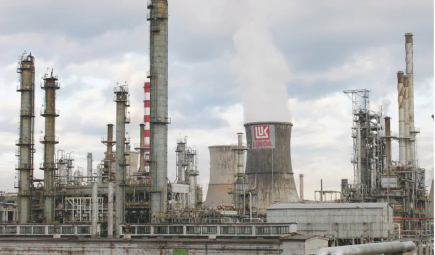 Lukoil nu intenţionează să se retragă din România