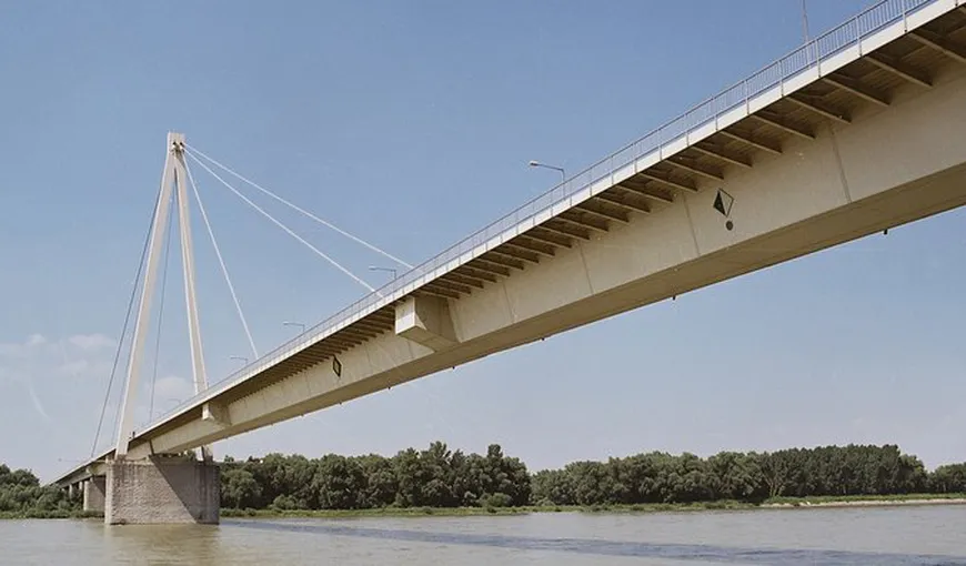 Construcţia celor două noi poduri peste Dunăre va începe până în 2017