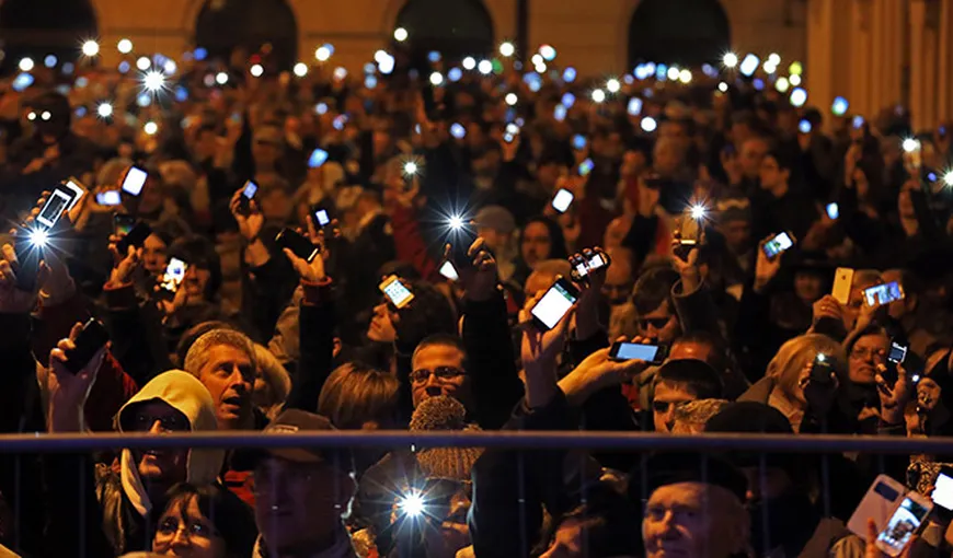 Nouă manifestaţie a protestatarilor unguri împotriva taxei pe internet