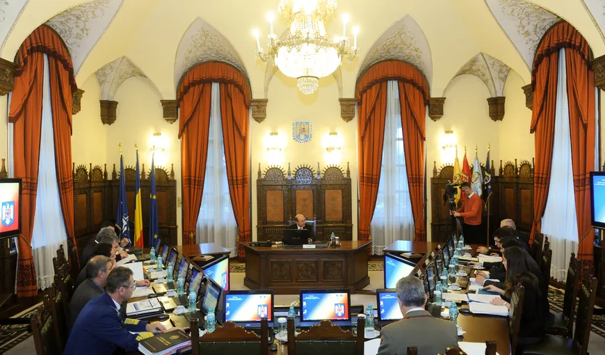 CSAT: Băsescu a cerut Guvernului să legifereze ca tranzitul gazelor din Marea Neagră să se facă prin Transgaz