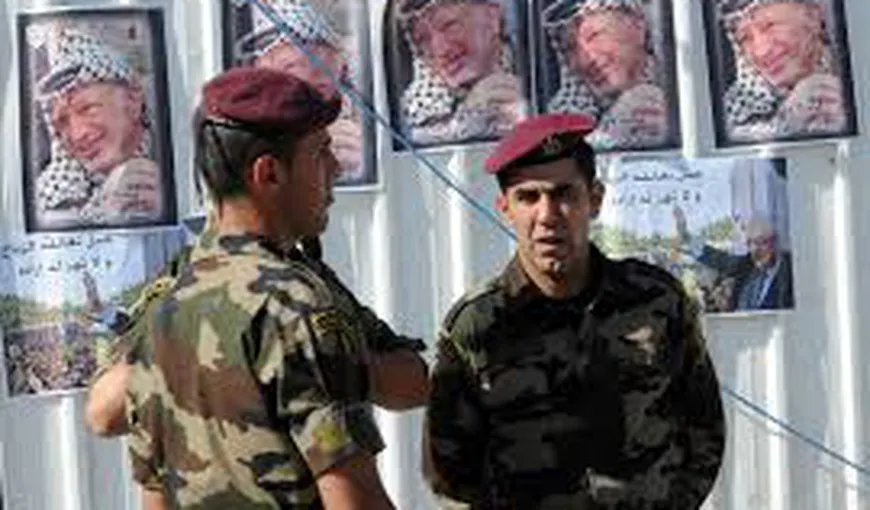 Palestinienii comemorează 10 ani de la moartea liderului lor, Yasser Arafat