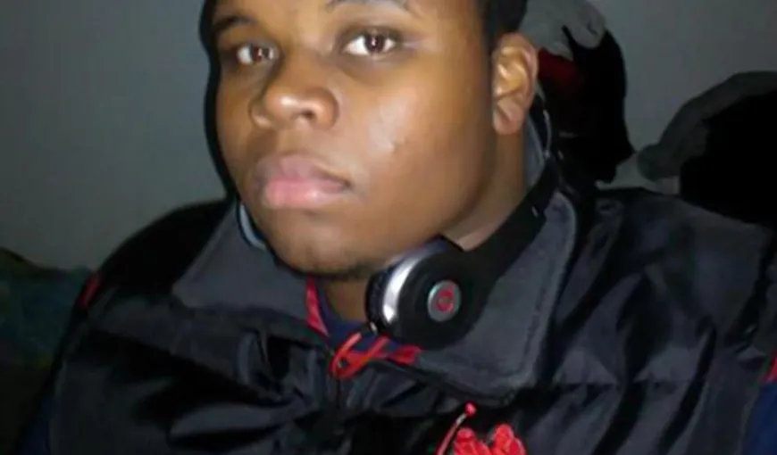 Familia tânărului de culoare ucis în Ferguson: Un VERDICT NEDREPT