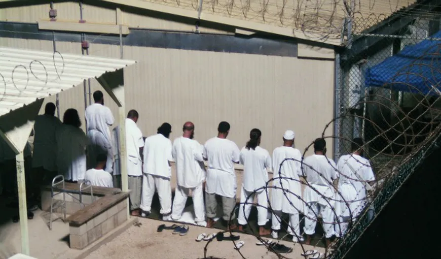 Patru yemeniţi şi un tunisian de la Guantanamo au fost transferaţi în Georgia şi Slovacia