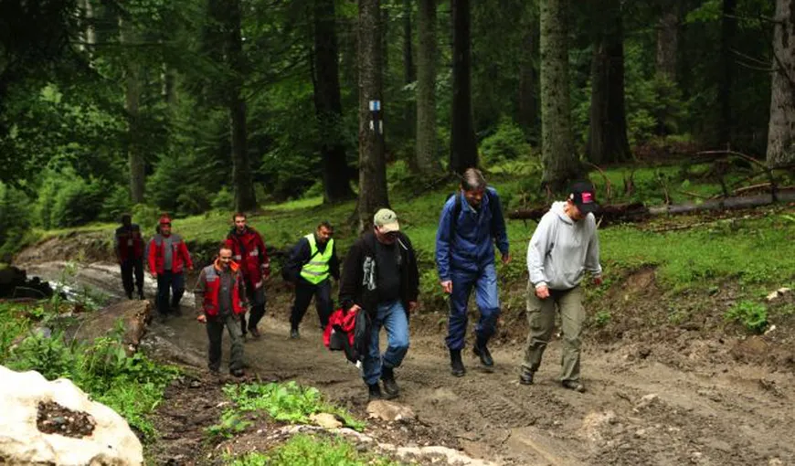 Turişti rătăciţi pe munte, găsiţi de jandarmi după mai multe ore de căutări
