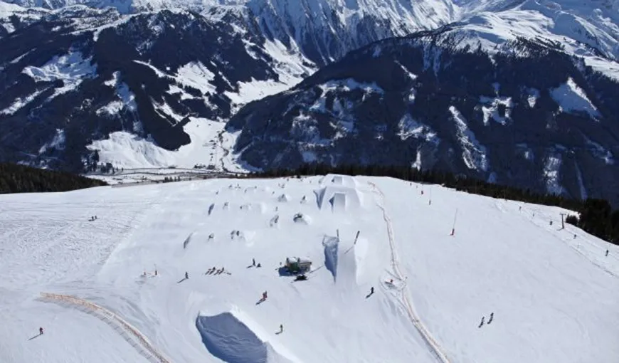 Locul din Tirol unde poţi schia aproape tot anul