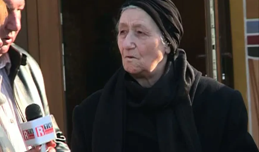 Mama lui Gigi Becali aşteaptă graţierea fiului său de la Traian Băsescu VIDEO