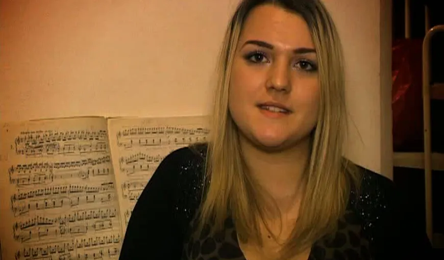 Povestea dramatică a unui COPIL GENIU. Ajut-o pe Denisa să devină o pianistă faimoasă VIDEO