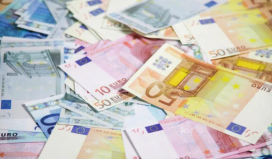 Absorbţia banilor europeni rămâne sub 50%. Progresul în luna alegerilor: 1,1% din fondurile alocate
