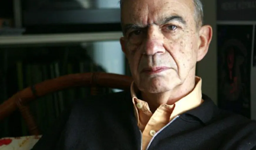 Scriitorul grec Menis Koumandareas a fost ucis la Atena
