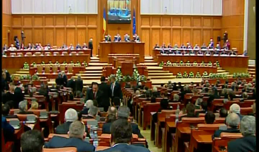 Promulgarea bugetului de stat pe 2015, BLOCATĂ. PNL a contestat bugetul la CCR
