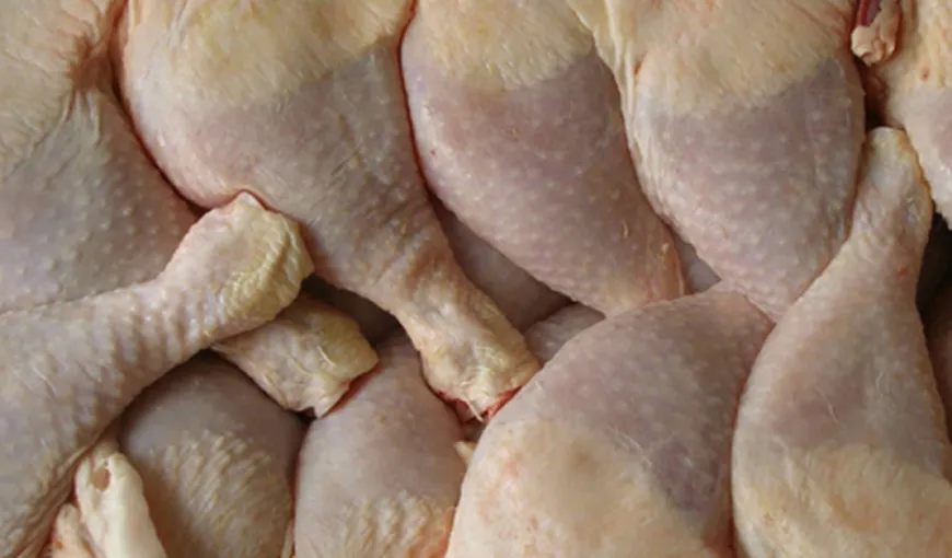Direcţia pentru Alimentaţie Publică: „Carnea de pui are arsenic şi provoacă cancer”