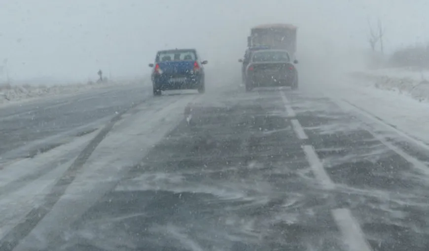 Autostrada A2, ÎNCHISĂ între Lehliu şi Feteşti. ZECI de drumuri naţionale, BLOCATE din cauza zăpezii – UPDATE