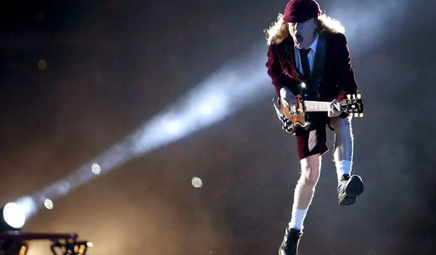 AC/DC, Madonna, Usher și Pharrell, printre starurile care vor cânta la gala premiilor Grammy