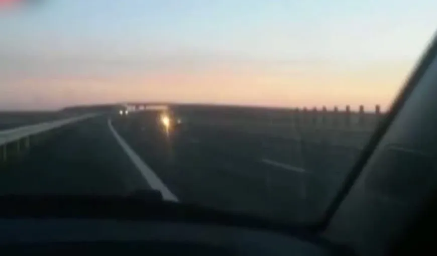 Un şofer s-a filmat în timp ce gonea, pe contrasens, pe autostrada Timişoara-Arad VIDEO